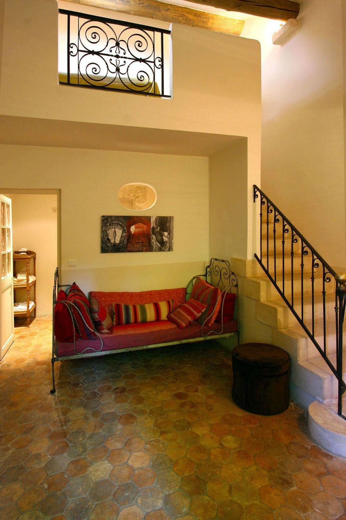 La Maison Du Village Saint-Rémy-de-Provence Екстериор снимка