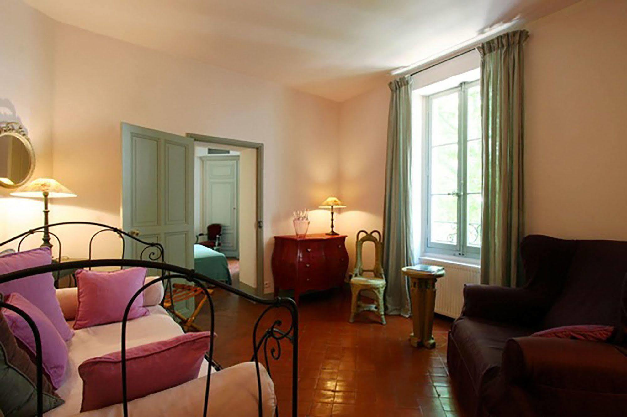 La Maison Du Village Saint-Rémy-de-Provence Екстериор снимка